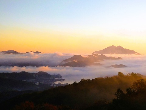 10月雲海